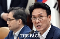  국정현안관계장관회의 주재하는 김민석 국무총리 [TF사진관]