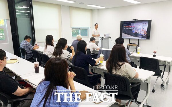 대전테크노파크가 10일 우주·ICT 산업센터에서 ICT 관련 기업들을 대상으로 ‘5G-A 오픈테스트랩 전문가 초청 세미나’를 개최했다./대전테크노파크