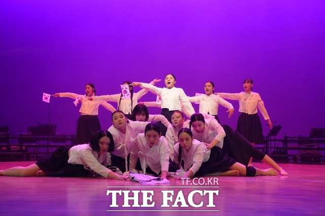 11일 충남교육청학생교육문화원에서 광복 80주년을 맞아 광복음악회가 열리고 있다. /충남교육청