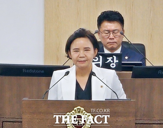 충청광역엽합의회 이옥규 의원이 제5회 임시회 제2차 본회의에서 5분 자유발언을 하고 있다. /충청광역의회