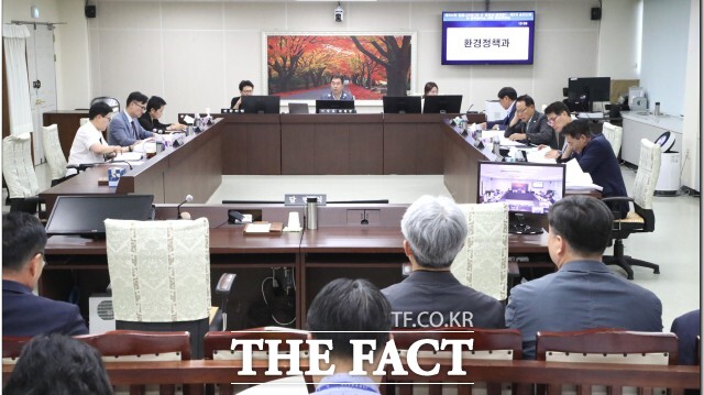 업무보고에는 화력발전소와 관련된 7개 부서가 참여해 추진 현황과 주요 쟁점 사항, 향후 계획 등을 보고했다. / 정읍시의회