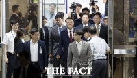 채상병특검, 윤석열 개인 휴대전화 확보…국방장관 비화폰도
