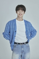  NCT 도영, 자립준비청년 위해 1억 원 기부