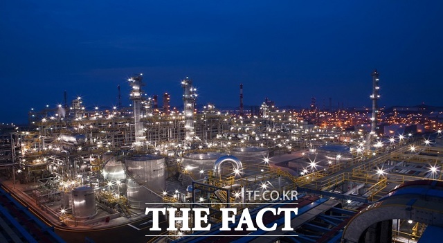 대산석유화학단지 야경. /대산공단협의회