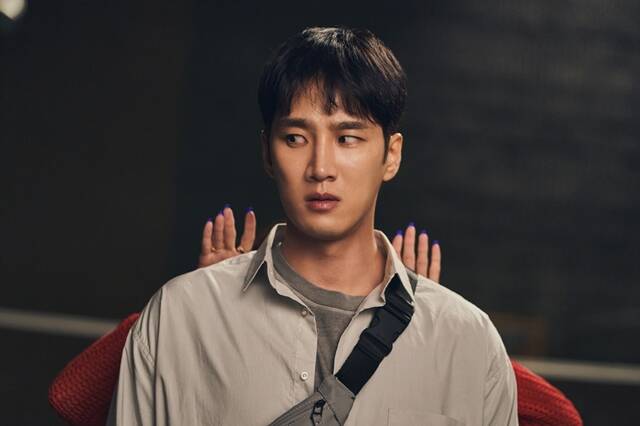 악마가 이사왔다 안보현의 스틸컷이 공개됐다. /CJ ENM