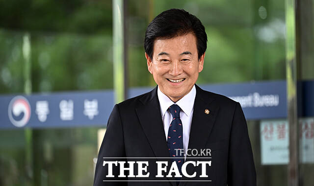 정동영 통일부 장관 후보자는 14일 통일부 명칭 변경과 관련해 독일의 사례를 들며 검토할 가치가 충분히 있다고 밝혔다. /임영무 기자