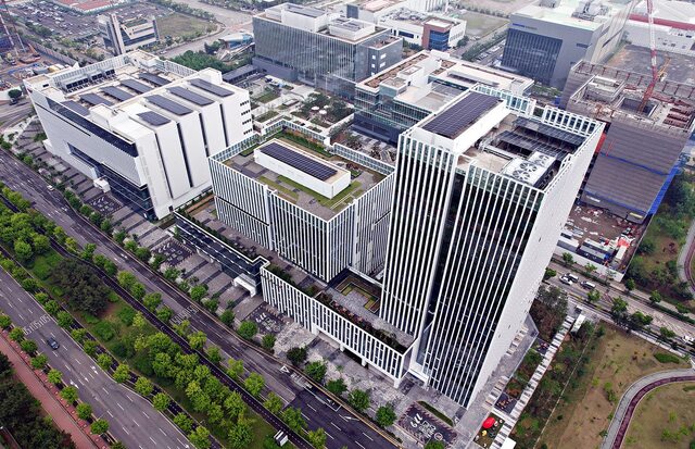 오스템글로벌은 지난 11일 인천 송도국제도시 5·7공구 첨단산업클러스터 내에 완공한 트리플타워 준공식을 개최했다고 14일 밝혔다. 사진은 트리플타워. /오스템글로벌