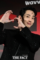  이수혁, 조진웅·공명과 한솥밥…사람엔터 行