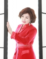  '사랑불' 김아영, 빛나는 이웃사랑 선행…음반활동도 곧 재개