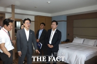 김민석 총리 '2025 APEC 정상회의' 준비 상황 특별점검 [TF사진관]