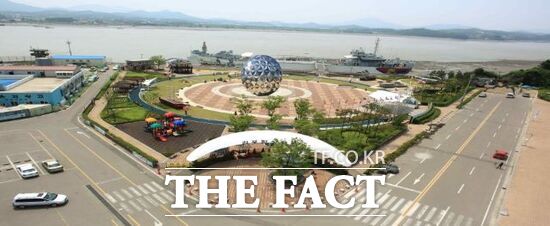 김포시가 오는 19일부터 입장료를 전면 폐지하고 무료 개방을 시행하는 김포함상공원의 전경. /김포시