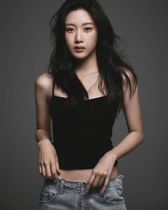배우 문가영이 데뷔 이래 처음으로 아시아 팬미팅 투어에 나선다. /피크제이 엔터테인먼트