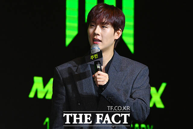 그룹 몬스타엑스(MONSTA X)의 주헌이 16일 오후 서울 영등포구 콘래드 서울에서 열린 데뷔 10주년 공연 2025 몬스타엑스 커넥트 엑스 개최 기념 기자간담회에 참석해 취재진의 질문에 답변하고 있다. /서예원 기자