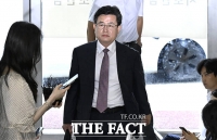  강의구 전 부속실장 특검 출석…'윤석열 격노' 질문에 묵묵부답