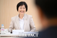  '초록우산 후원 20년' 미소 짓는 이스란 보건복지부 제1차관 [포토]