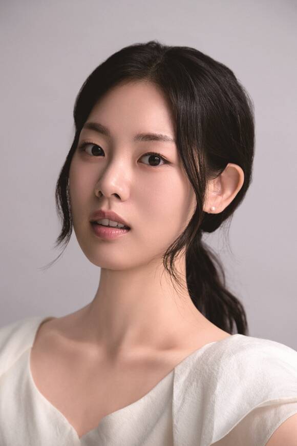 배우 권한솔이 최근 서울 마포구 상암동 <더팩트> 사옥에서 취재진과 만나 KBS2 수목드라마 남주의 첫날밤을 가져버렸다와 관련된 이야기를 나눴다. /51K