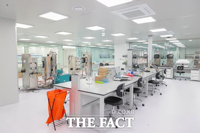 SNU 제약바이오인력양성센터 배양실 모습 /시흥시