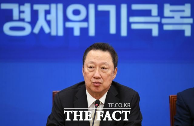이재명 대통령은 대미 특사단으로 박용만 전 대한상공회의소 회장과 더불어민주당 한준호·김우영 의원 등 3명을 확정했다. /더팩트 DB