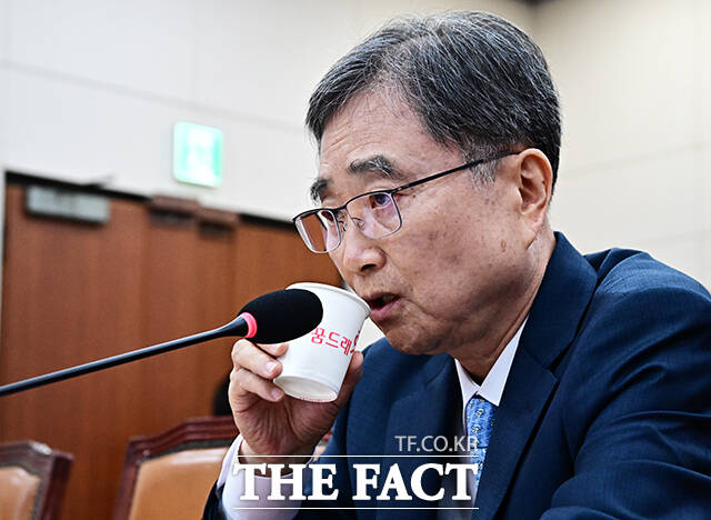 조 후보자는 오는 9월 3일로 예정된 중국 전승절 행사에 이재명 대통령 참석 문제와 관련해 이 자리에서 어떤 확정적 답변을 하기는 어렵다고 했다. /배정한 기자