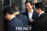  與 강경파 중심으로 불 붙은 '국힘 정당해산'…위헌 지적도