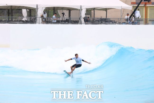 WSL 대회에서 경기하는 선수 모습./시흥시