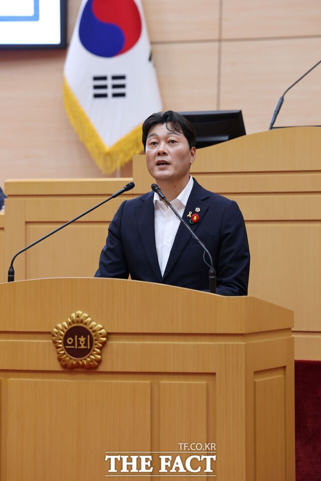 서동욱 의원이 발언하고 있다./전남도의회