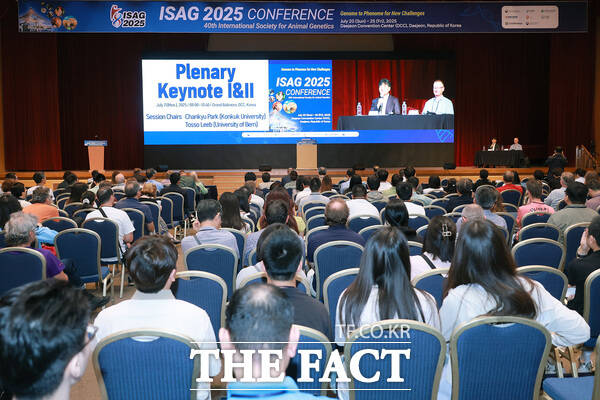 제40차 세계동물유전학회 총회(ISAG 2025)가 21일 대전컨벤션센터에서 개막했다./대전시