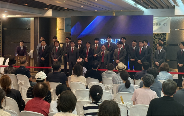 정 대표는 지난 19일 반포 엘루체 컨벤션에서 열린 방배신삼호 재건축 홍보설명회에 참석했다. /HDC현대산업개발