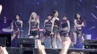  아이브, '롤라팔루자 파리' 메인 무대 장식…글로벌 위상 입증