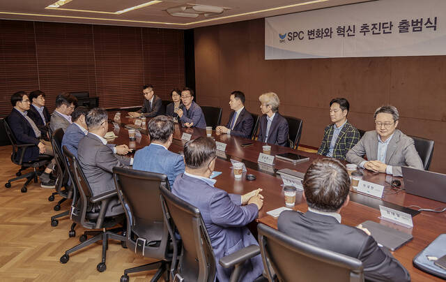 지난 21일 서울 양재동 SPC그룹 본사에서 열린 변화와 혁신 추진단 출범식에서 송영수 파리크라상 노조위원장이 발언하고 있다. /SPC그룹