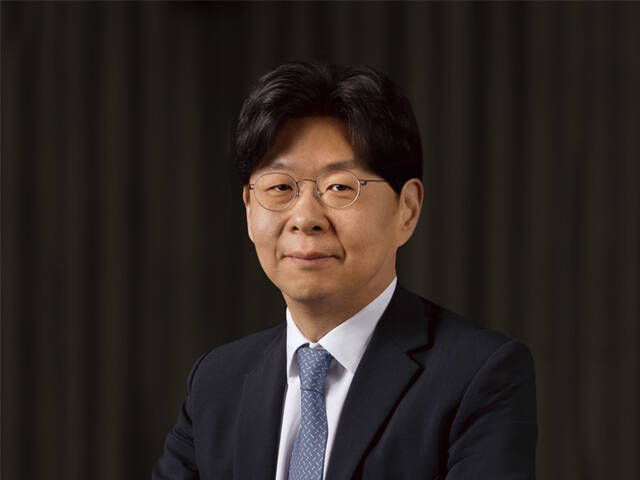 윤호중 hy·팔도 회장이 수해 이재민을 위해 2억원을 기부했다. /hy