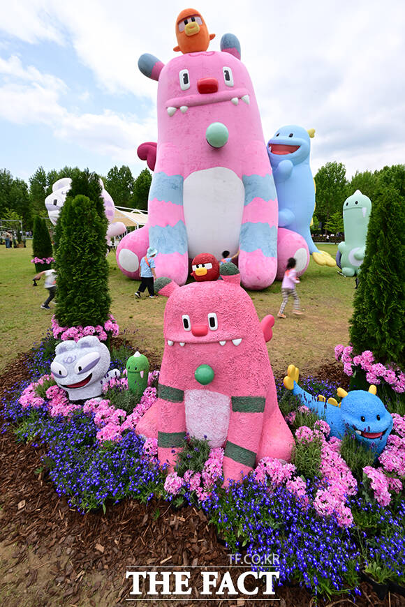 서울 동작구 보라매공원 해치의 정원에서 아이들이 즐거운 시간을 보내고 있다. /남윤호 기자