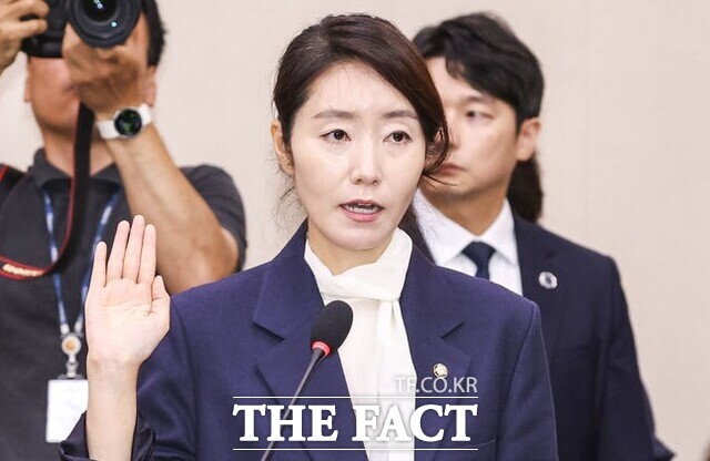 강선우 여성가족부 장관 후보자는 23일 SNS를 통해 여기까지였던 것 같다며 자진사퇴 의사를 밝혔다. /뉴시스