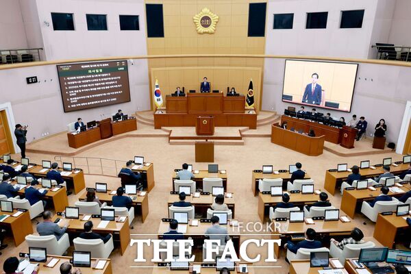 대전시의회는 23일 제3차 본회의를 열어 39건의 안건을 처리한 후 제288회 임시회를 마무리했다. 사진은 본회의장 전경 /대전시의회
