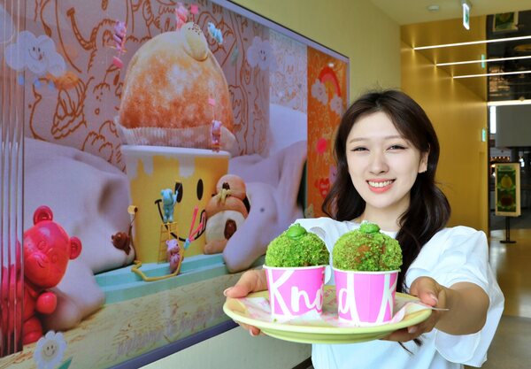 롯데백화점이 삼복(三伏) 시즌을 맞아 여름 미식 축제 고메위크를 연다. /롯데백화점