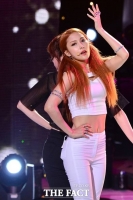  카라 박규리, 전 남친에 금품 수수 의혹…