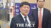  '탈세 혐의' 김정규 타이어뱅크 회장, 징역 3년 법정구속