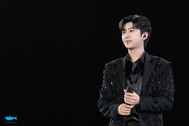 임영웅은 지난 3월에도 임영웅은 산청 하동 산불 피해 복구를 돕기 위해 팬클럽 영웅시대 이름으로 사랑의열매에 기부한 바 있다. 이번 기부를 포함한 사랑의열매 누적 기부액은 총 23억 원에 달한다. /물고기뮤직