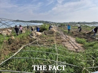  충남도, 호우피해 농가 복구 활동에 '구슬땀'