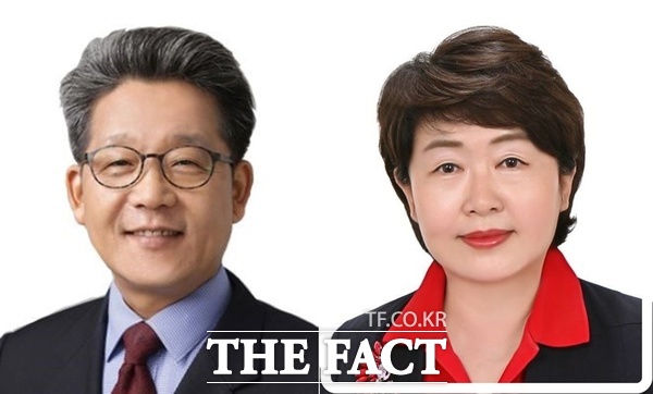 대전 중구의회가 25일 제268회 임시회를 마무리하면서 예산결산특별위원회를 구성하고 위원장에 류수열 의원(사진 왼쪽), 부위원장에 김옥향 의원을 각각 선출했다./대전 중구의회