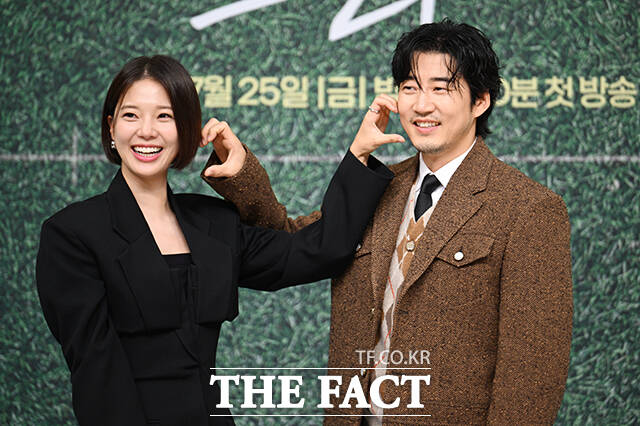 윤계상 어색한데?