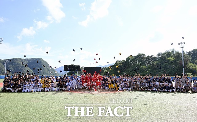 제2회 마이데일리배 전국유소년야구대회가 23일 엿새간의 열전을 마무리하며서 최후의 승자 7팀을 가려냈다./마이데일리