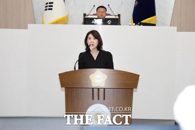 전선아 당진시의원은 25일 5분 자유발언을 통해 장애인 이동환경 개선을 강력하게 촉구했다. /당진시의회