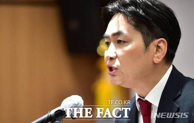 황순조 전 대구시 기획조정실장이 행안부 대변인으로 임명된 데 대해 대구 시민사회단체가 임명 철회를 촉구했다. /뉴시스