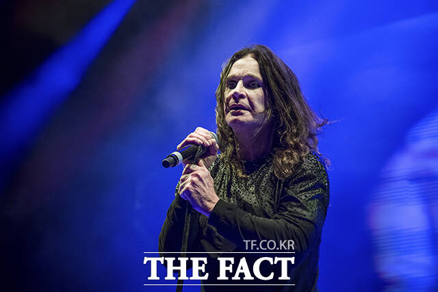 블랙 사바스의 오지 오스본이 2016년 9월 24일 캘리포니아주 샌버나디노에서 열린 오즈페스트에서 공연을 펼치고 있다. /캘리포니아=AP.뉴시스