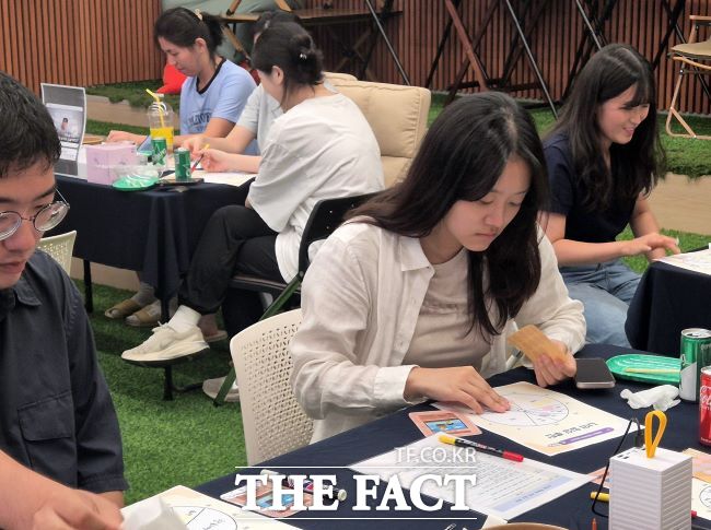 광명시 청년동에서 진행한 취업준비생 청년 주제 소모임 모습 /광명시