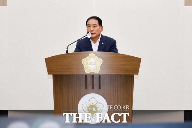 김덕주 당진시의원은 28일 5분 자유발언을 통해 무허가 농가 주택의 양성화 지원 필요성을 제기하며 주거복지 사각지대 해소를 위한 정책 도입을 촉구했다. /당진시의회