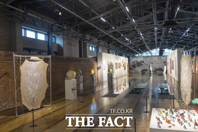 연천 은대리 문화벽돌공장 내부 전경./경기관광공사