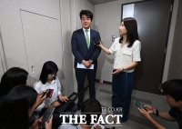  '압수수색 종료' 입장 밝히는 이준석 측 변호인 [포토]