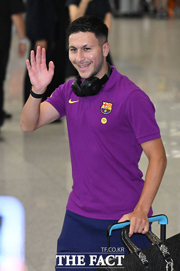 루니 바르다지.